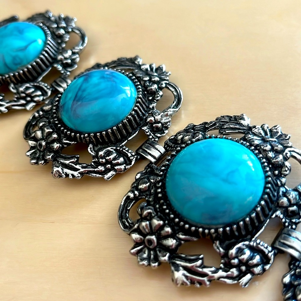 Vintage Faux Turquoise Costume Jewelry Bracelet